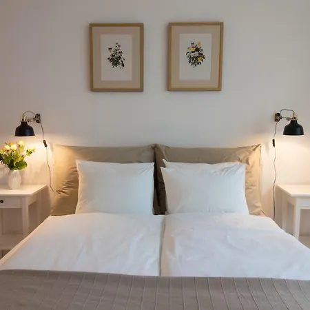 Beautiful 2 Bdr In The Inner Center Appartamento *